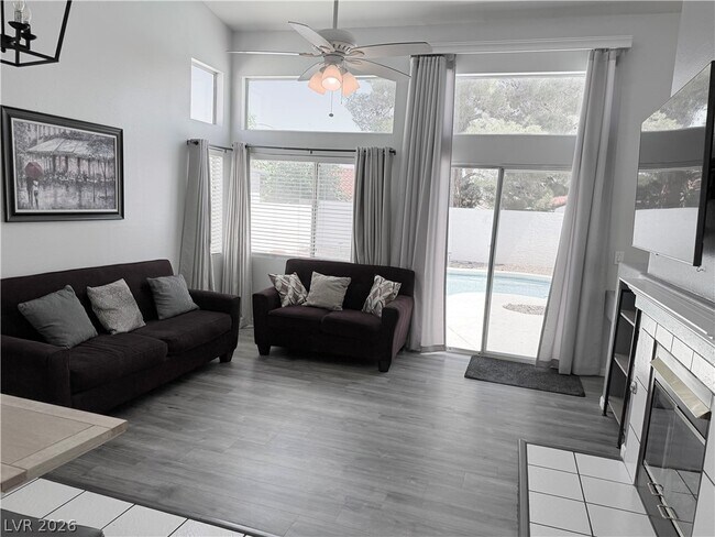 Building Photo - 4216 Totano Dr