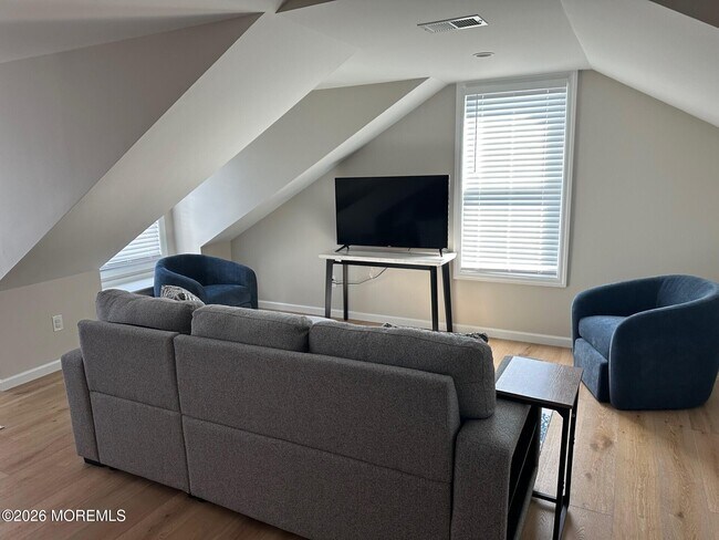 Building Photo - 102 New Jersey Ave