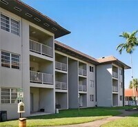 Building Photo - 13920 Lake Placid Ct