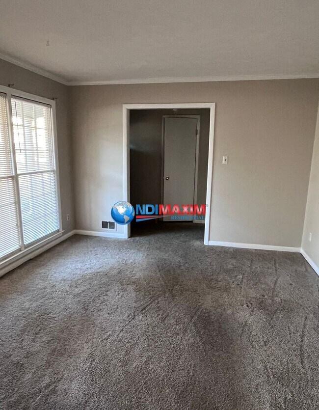 Building Photo - Beautiful ranch in GRAYSON cluster in Snellville