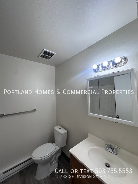 Building Photo - 15782 SE Division St
