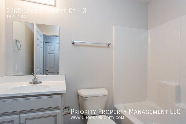 Building Photo - 2985 Locust Grv Ct