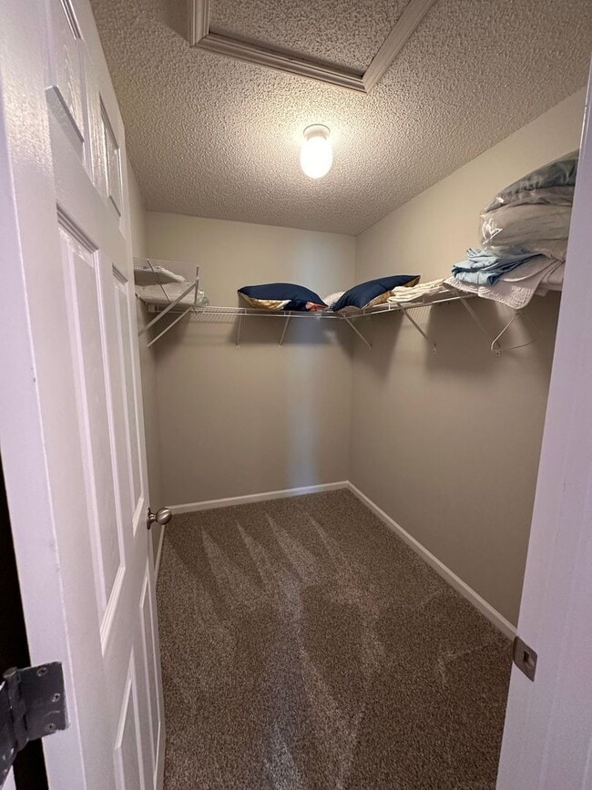 Building Photo - Wakefield Subdivision - Fully Furnished TD...