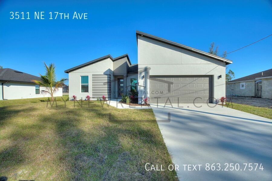 Building Photo - 3511 NE 17th Ave