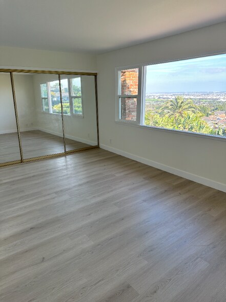 Building Photo - 2142 Van Karajan Dr