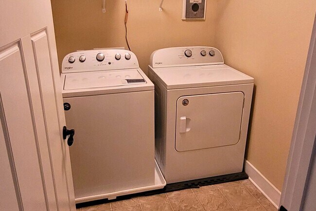 Building Photo - Available Now!