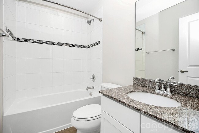 Building Photo - 3043 Potomac River Pkwy