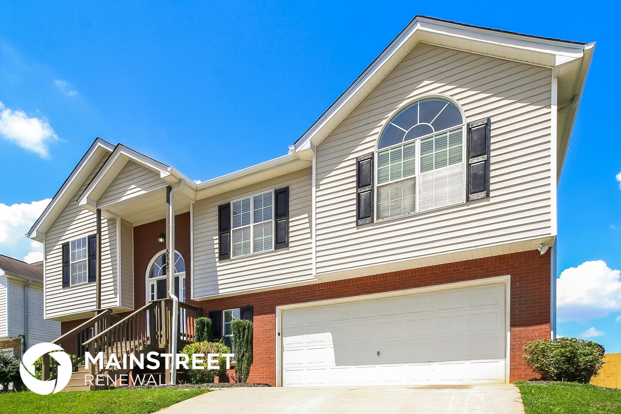Building Photo - 5847 Colonnade Dr