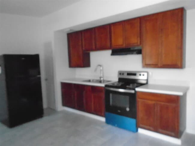 Building Photo - 12054 Beechnut St