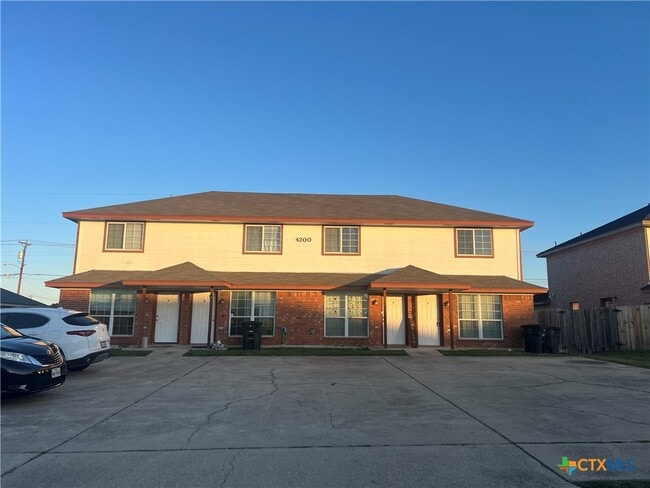 Building Photo - 4200 Alan Kent Dr