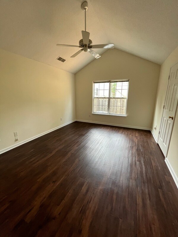 Building Photo - 4531 Antelope Ln