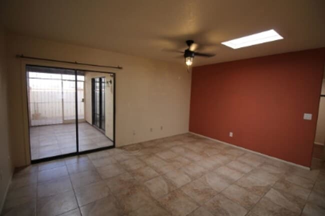 Building Photo - 2486 N Ironwood Ridge Dr