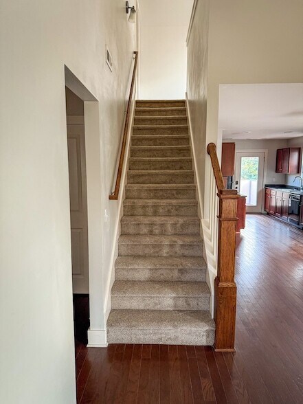 Building Photo - 3500 Steffisburg Dr