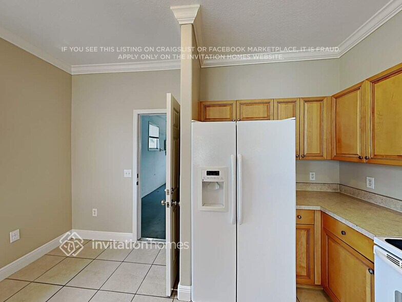 Building Photo - 5103 22nd St Ct E