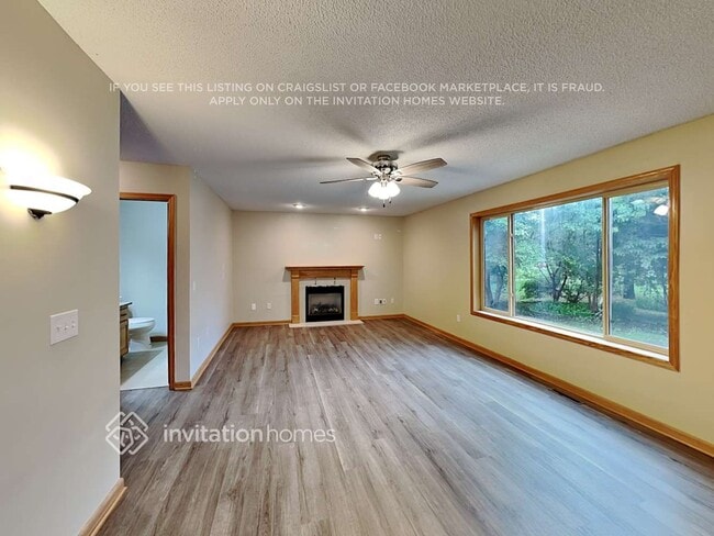 Building Photo - 5043 Ladyslipper Ave N