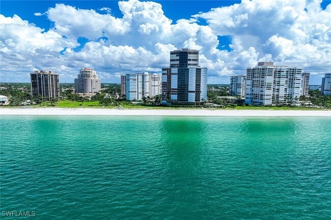 Primary Photo - 4401 Gulf Shore Blvd N