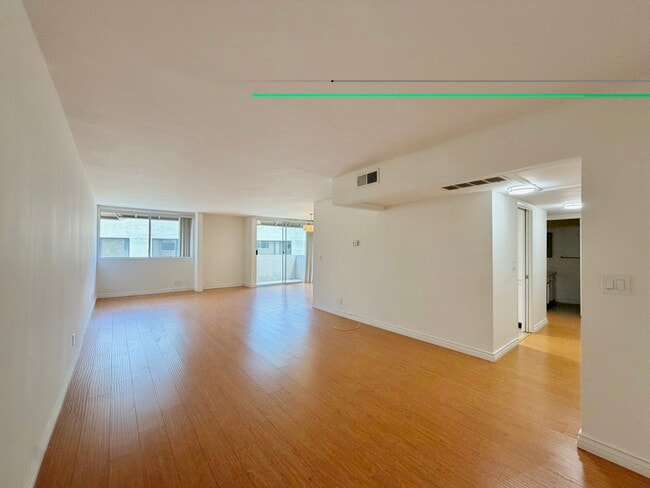 Building Photo - 14141 Dickens St