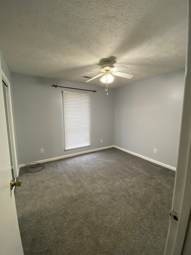 Building Photo - 1188 Glenwood Dr