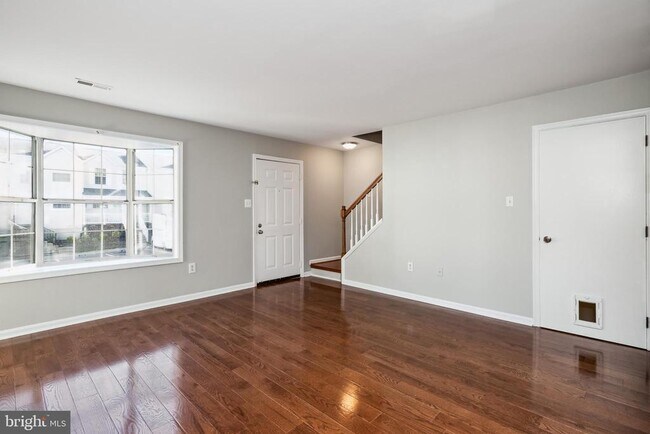 Building Photo - 207 Westminster Ln