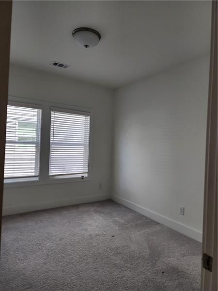 Building Photo - 1241 Westshore Dr