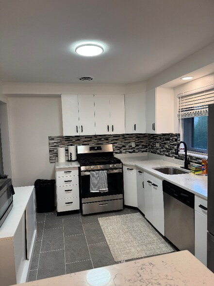 Building Photo - 1317 Ferndale Ave