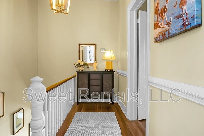 Building Photo - 6 Wentworth St