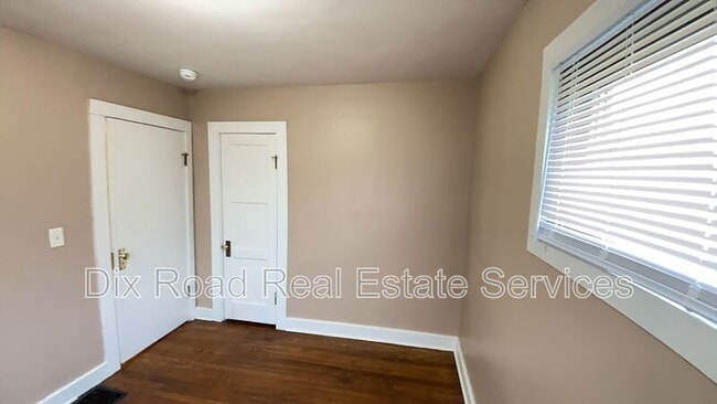 Building Photo - 1891 Stahlheber Rd