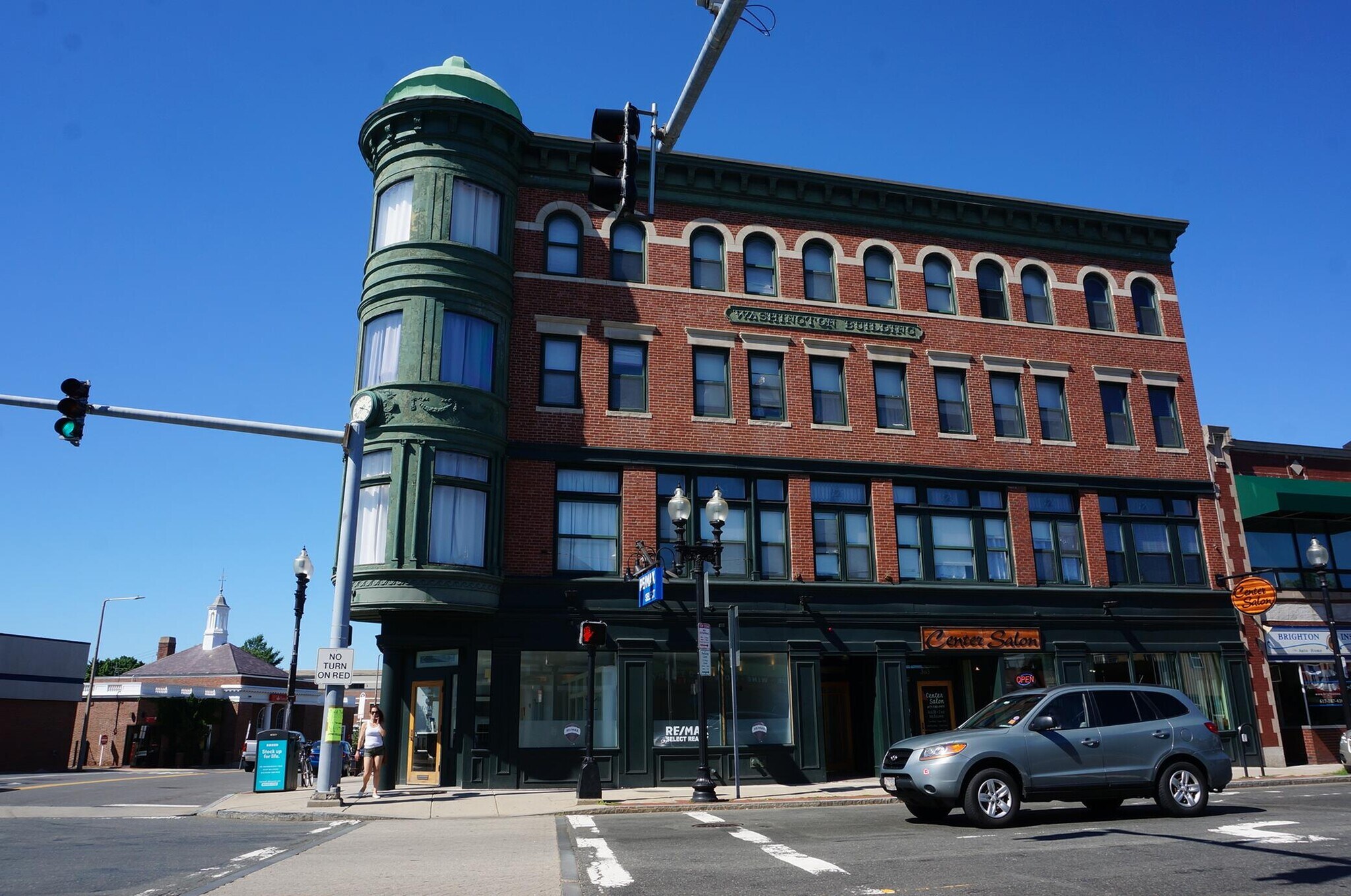 Building Photo - 365 Washington St