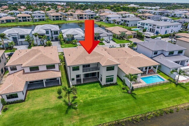 Building Photo - 9523 Riverside Pk Dr