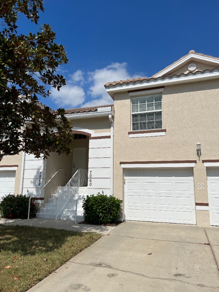 Building Photo - 7060 Strand Cir