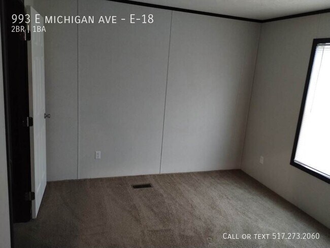 Building Photo - 993 E Michigan Ave