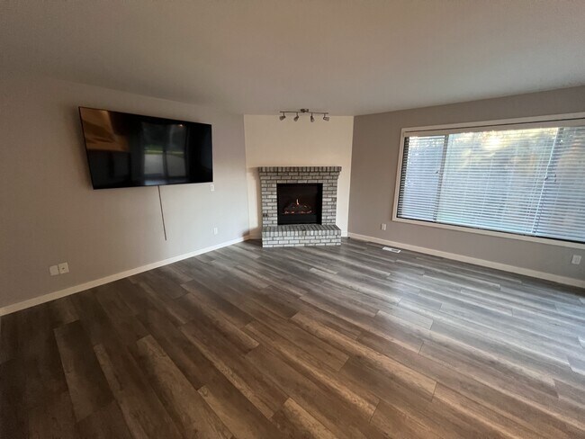 Building Photo - 27037 111th Ct SE