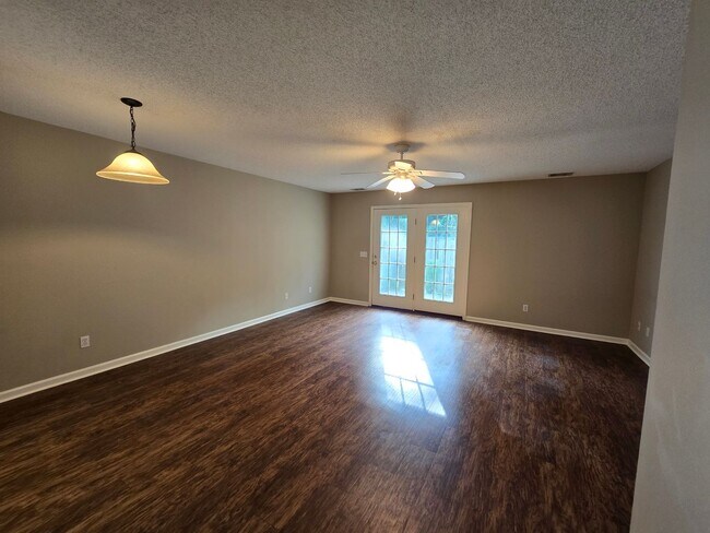 Building Photo - 9842-A Whitfield Avenue