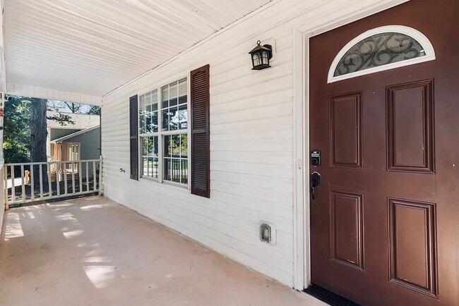 Building Photo - 510 Mountainview Dr