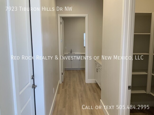 Building Photo - 7923 Tiburon Hills Drive NW