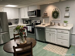 Building Photo - 65 Hard Hill Rd