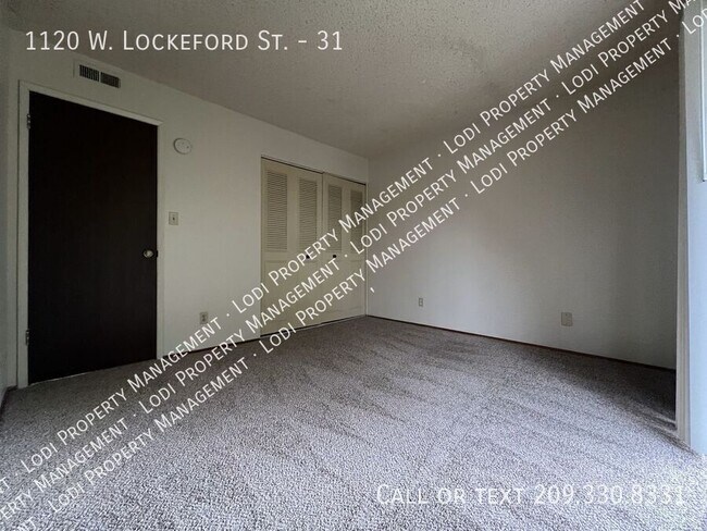 Building Photo - 1120 W Lockeford St