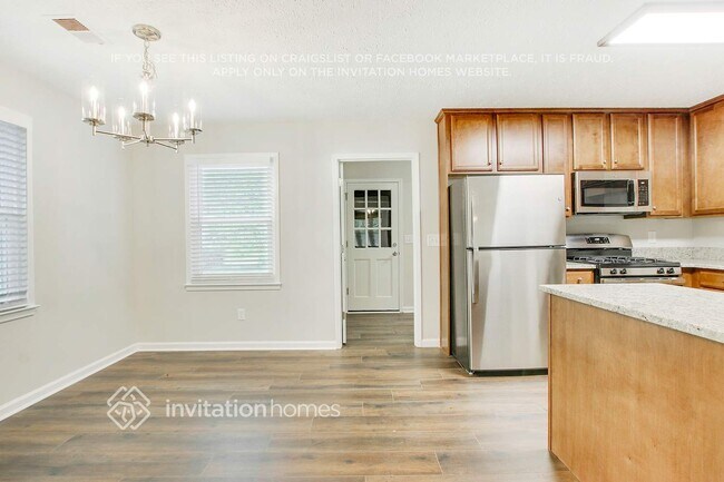 Building Photo - 67 Jeanette St