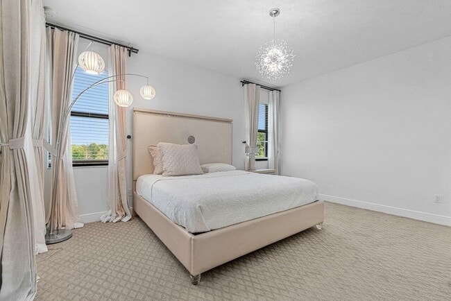 Building Photo - 13026 Artisan Cir