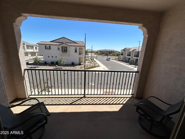 Building Photo - 4073 E Amoroso Dr
