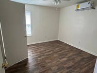 Building Photo - 1415 Wilson Rd
