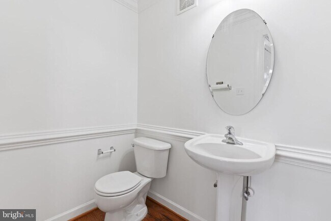 Building Photo - 5675 Harrington Falls Ln