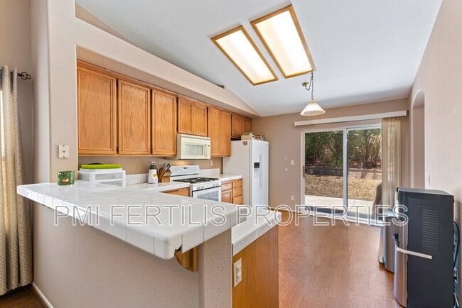 Building Photo - 7215 New Mexico Ct