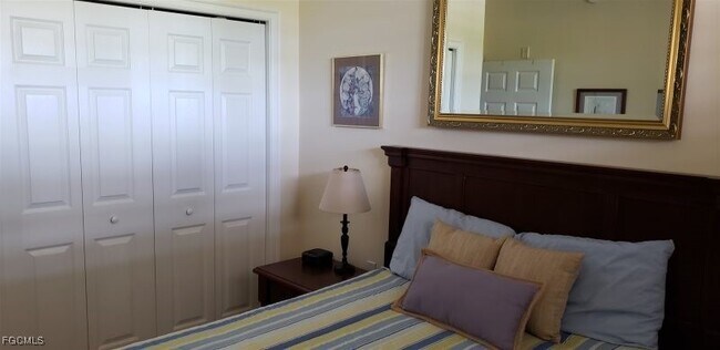 Building Photo - 10520 Amiata Way