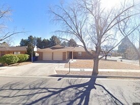 Building Photo - 7400 Santa Fe Trl NW