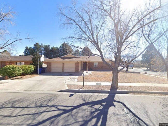 Building Photo - 7400 Santa Fe Trl NW