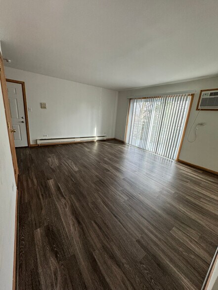 Building Photo - 6609 Oak Forest Ave