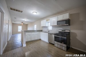Building Photo - 1731 Hays St