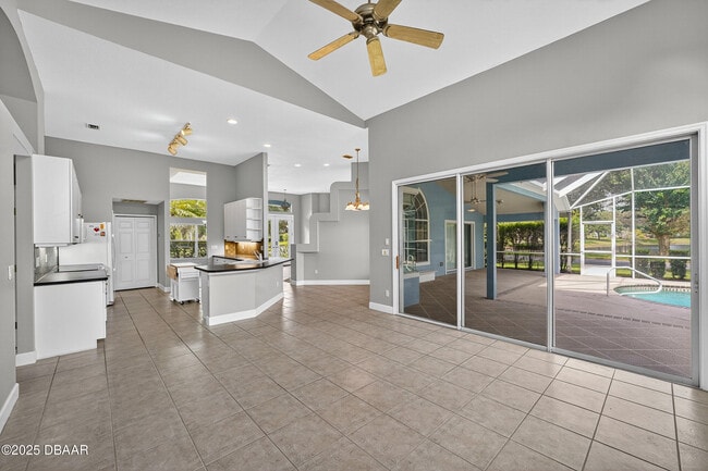 Building Photo - 1201 Hampstead Ln