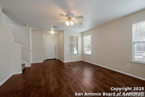 Building Photo - 102 Kenrock Dr